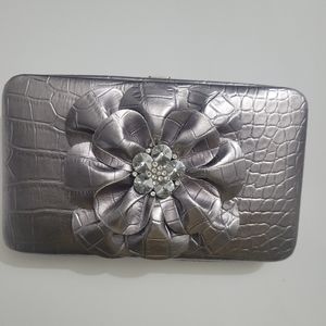 Beautiful wallet. Color Lilac/ silver